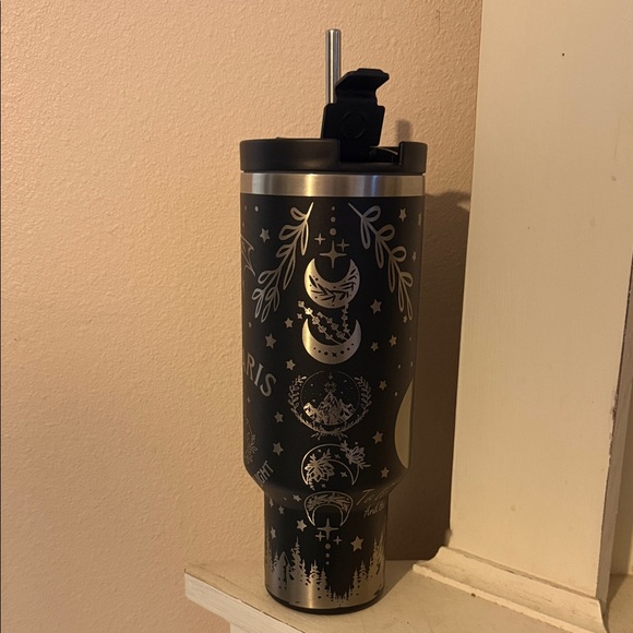 Juggy ACOTR Black and Silver Travel Mug with Straw - Picture 2 of 6